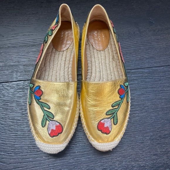 Gucci Pilar Floralembroidered Metallic Leather Espadrilles - Picture 4 of 7